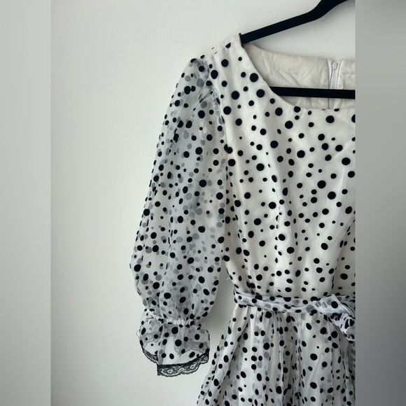 Black and White Sundress with Bishop Sleeves and Square Neck - Picture 3 of 14